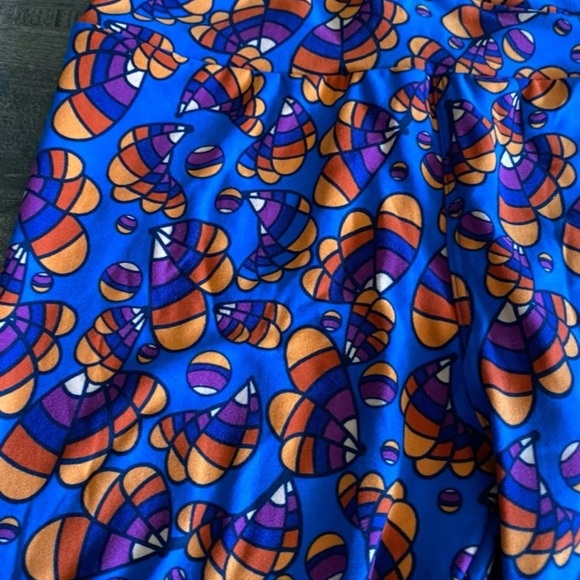 LuLaRoe OS leggings - Picture 3 of 6